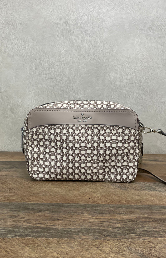 Kate Spade New York Beige Spade Link Crossbody Camera Bag Silver Hardware