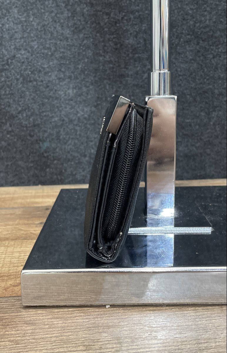 Jessica Simpson Black Leather Pebbled Wallet Silver Hardware Zip Clutch