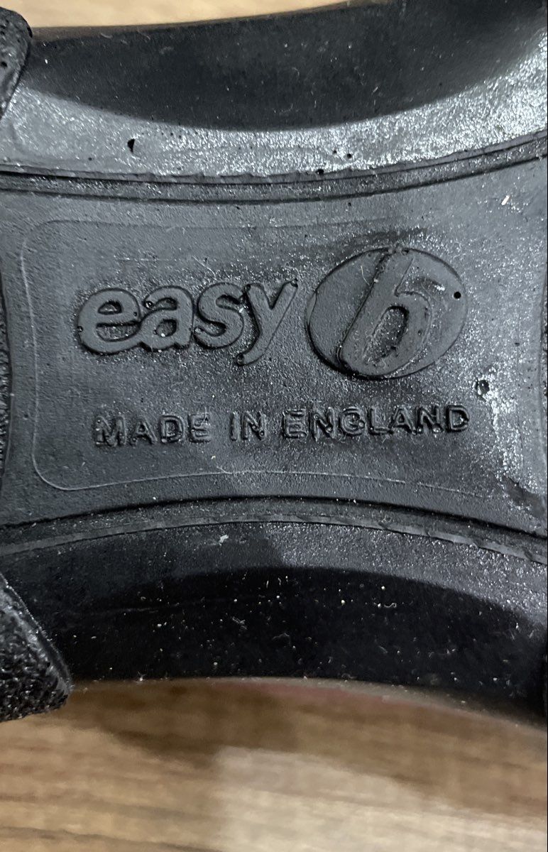 Easy B Red Leather Hook & Loop Comfort Clogs Made in England Women's Size 9
