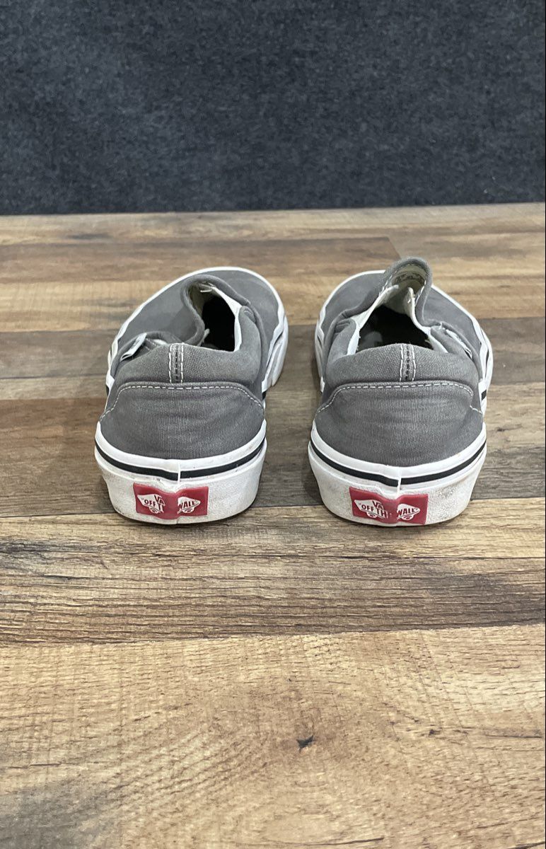 Vans Classic Slip-On Charcoal Grey Canvas Skate Shoes Men's 5 Women's 6.5