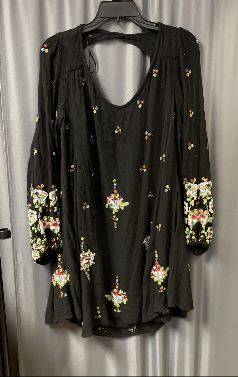 Free People Women's Black Oxford Embroidered Mini Dress Boho Peasant Sz M