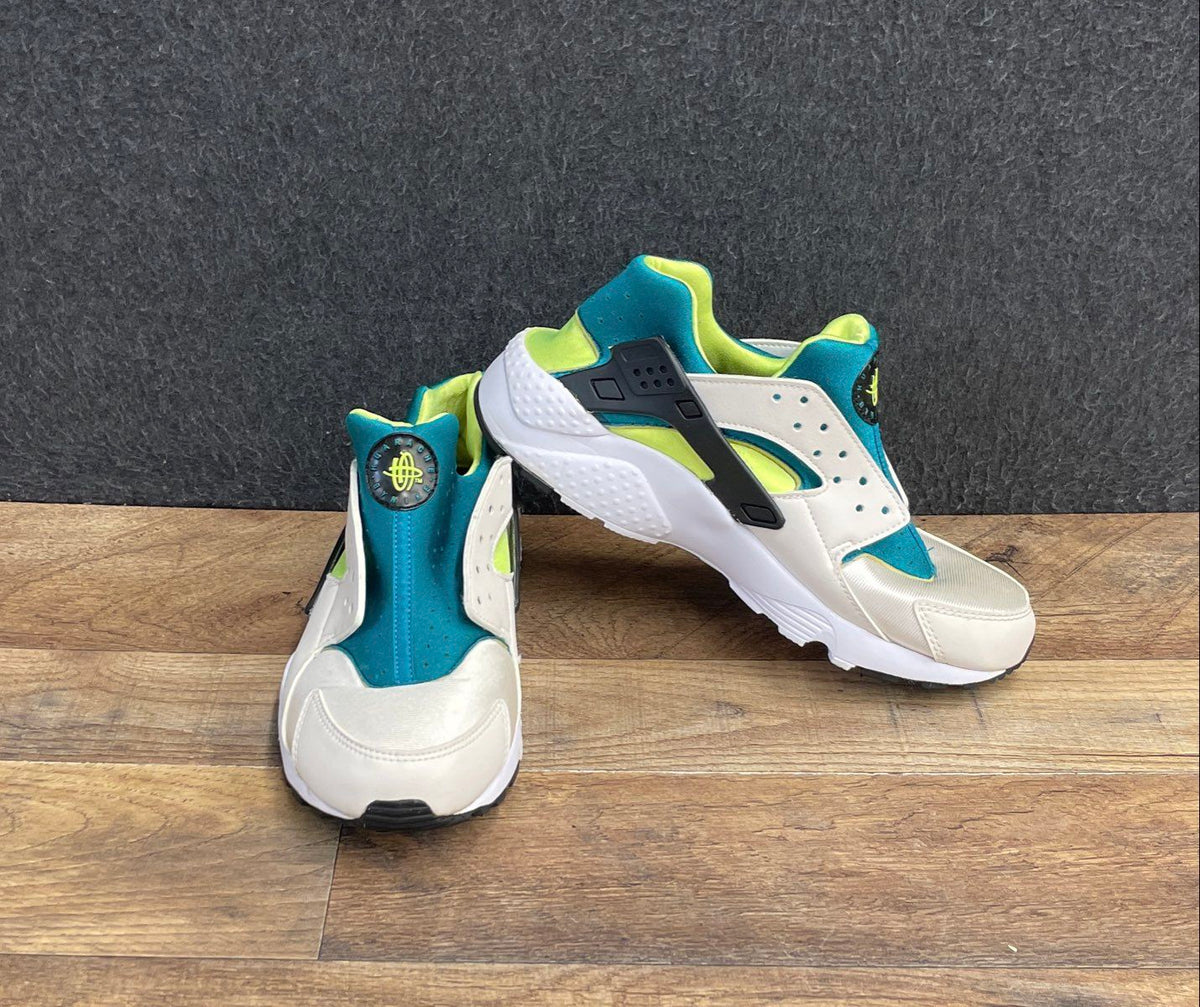 Nike Air Huarache Teal Volt Bone Youth Lifestyle Sneakers Size 6.5Y