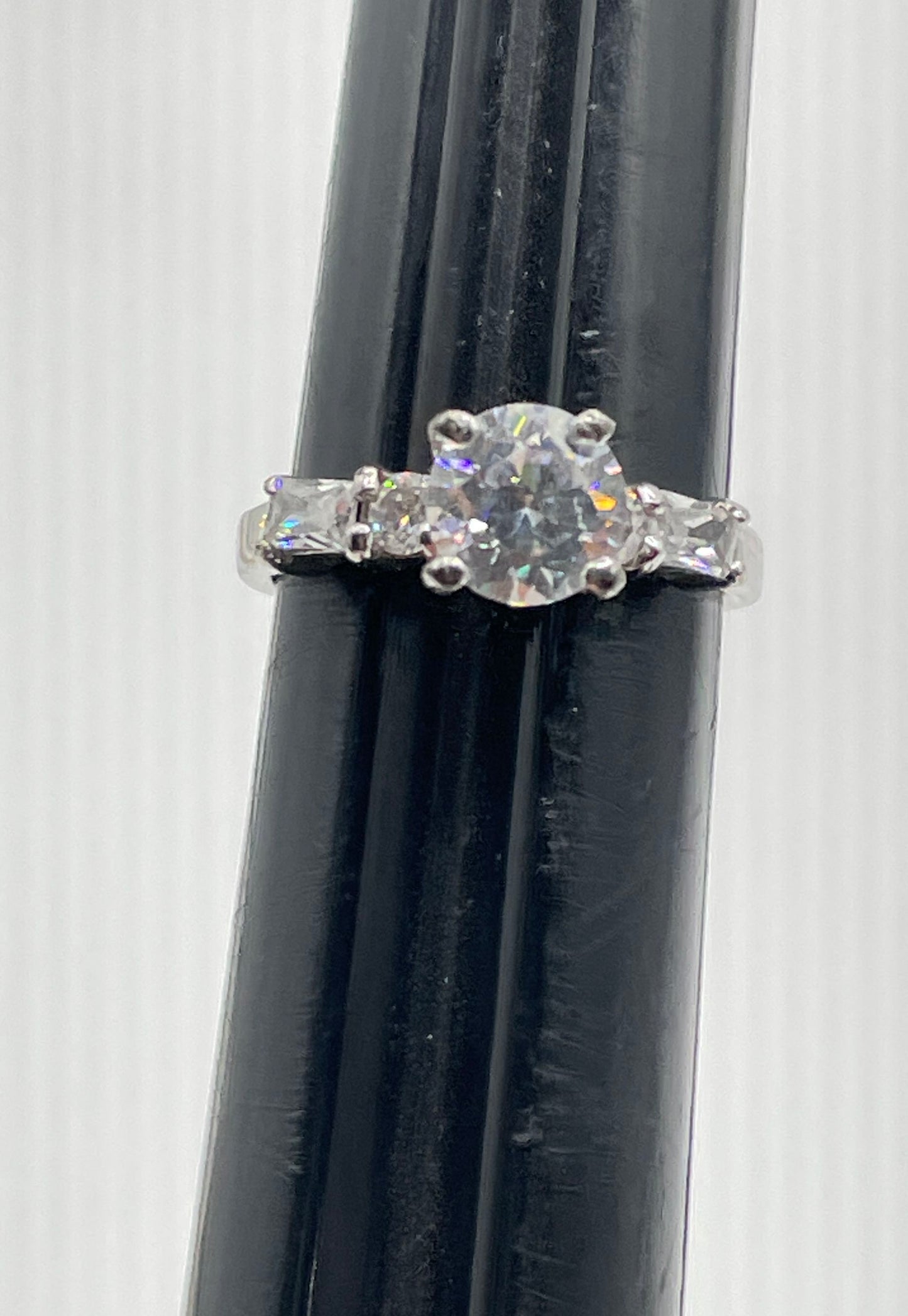 925 Sterling Silver Round & Baguette Cut CZ Ring 3.3g