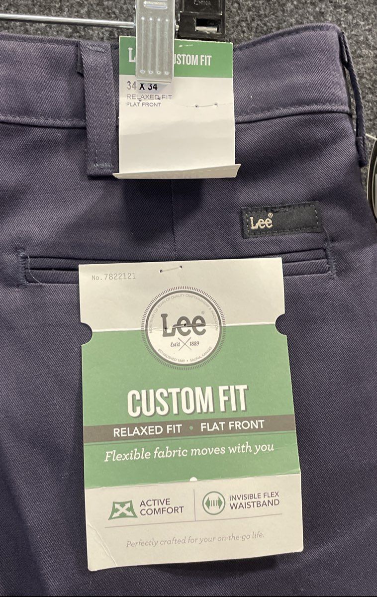 Lee Men's Relaxed Fit Flat Front Custom Fit Pants Navy Blue Sz 34x34 NWT