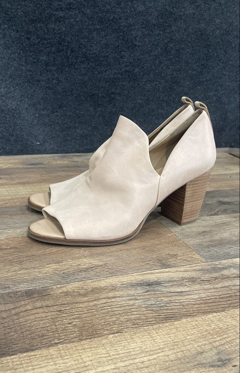 Lucky Brand Beige Draped Peep Toe Stacked Heel Booties Size 10M