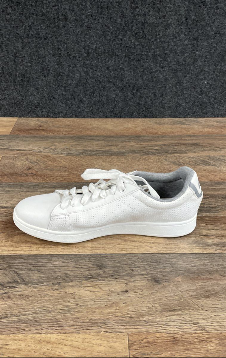 Lacoste Carnaby Evo White Perforated Low Top Sneakers Women's Size 6.5