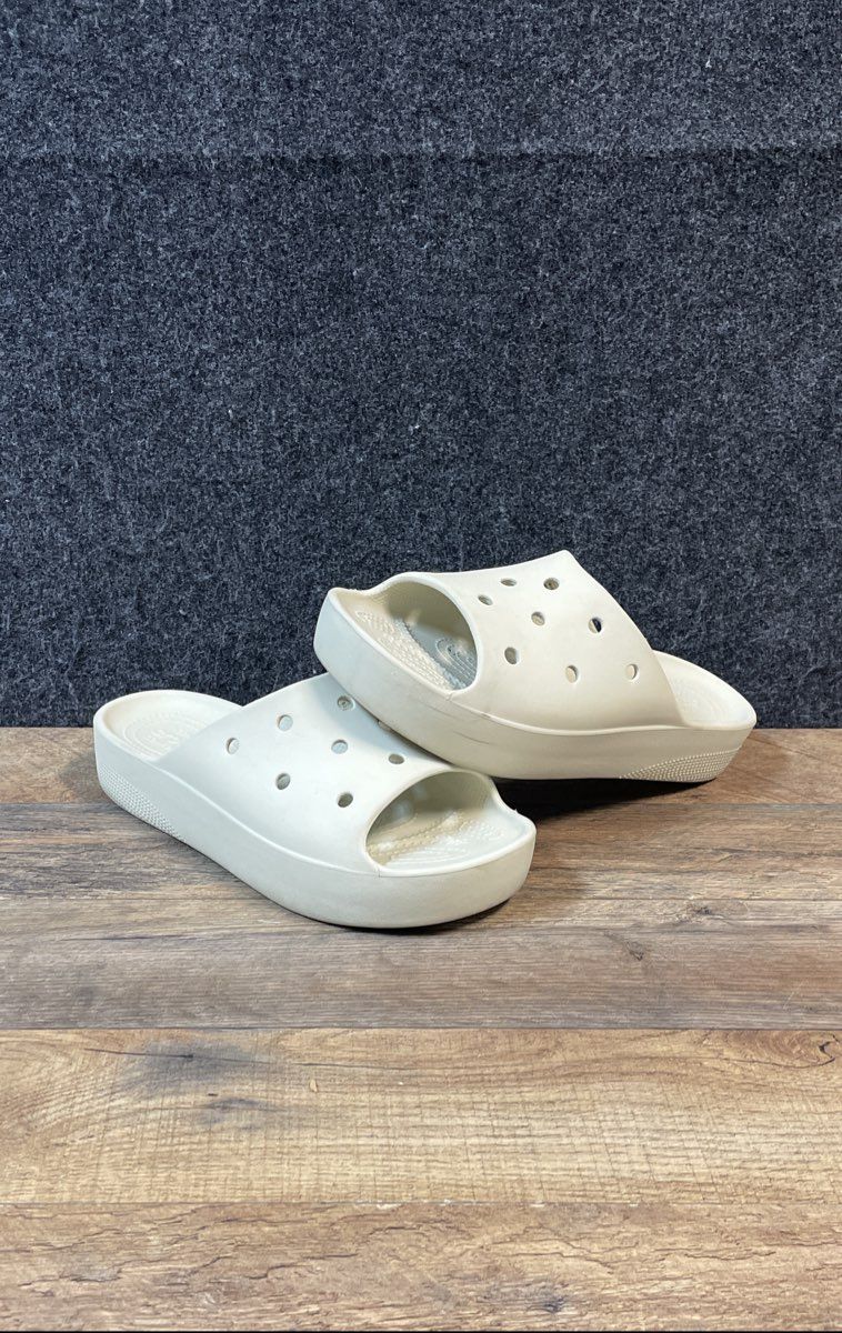 Crocs Classic Platform Slide Bone Off White Sandals Women's Size 10