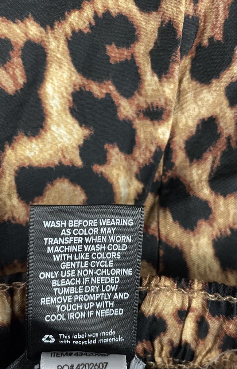 Torrid Women's Leopard Print Elastic Waist Shorts Brown NWT Sz 2
