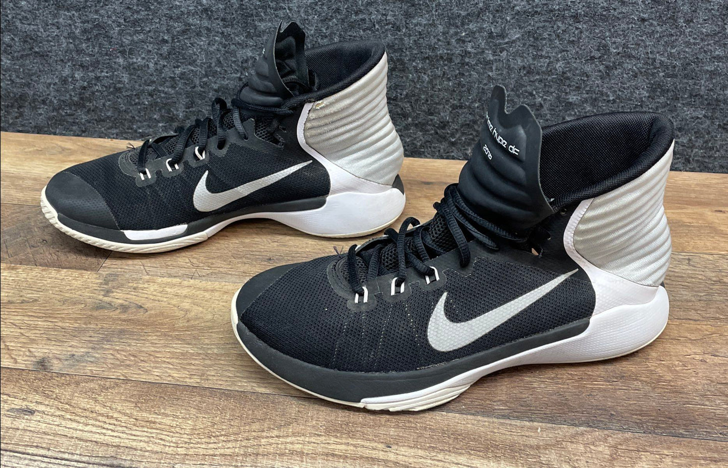 Nike Prime Hype DF 2016 Black Metallic Silver White Shoes Women's Size 9