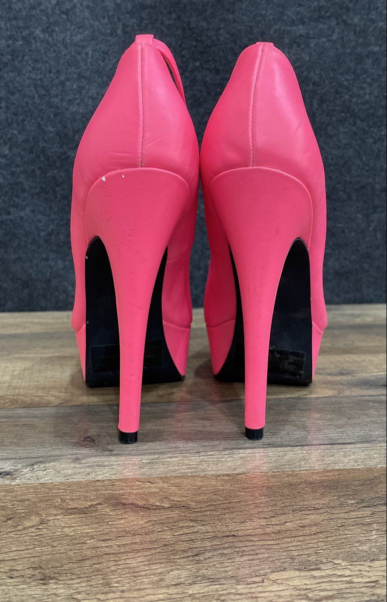 Charlotte Russe Neon Pink Platform Stiletto Ankle Strap Heels Size 7