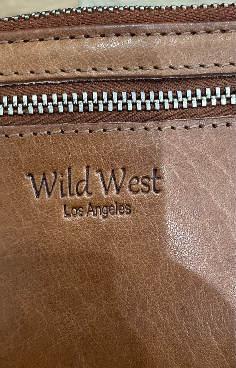 Wild West Los Angeles Brown Leather Bi-Fold Continental Wallet Silver Hardware