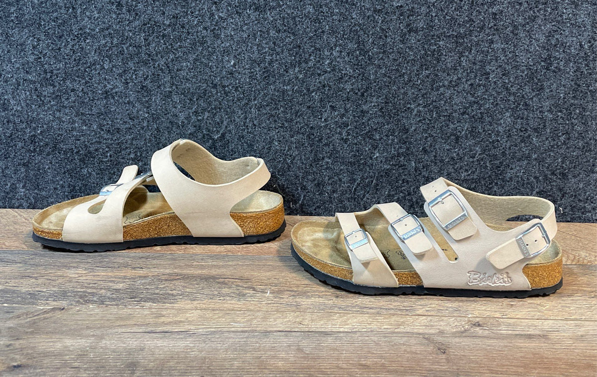 Birki's Rio Cream Off-White Three Strap Backstrap Sandals Women's Size 8
