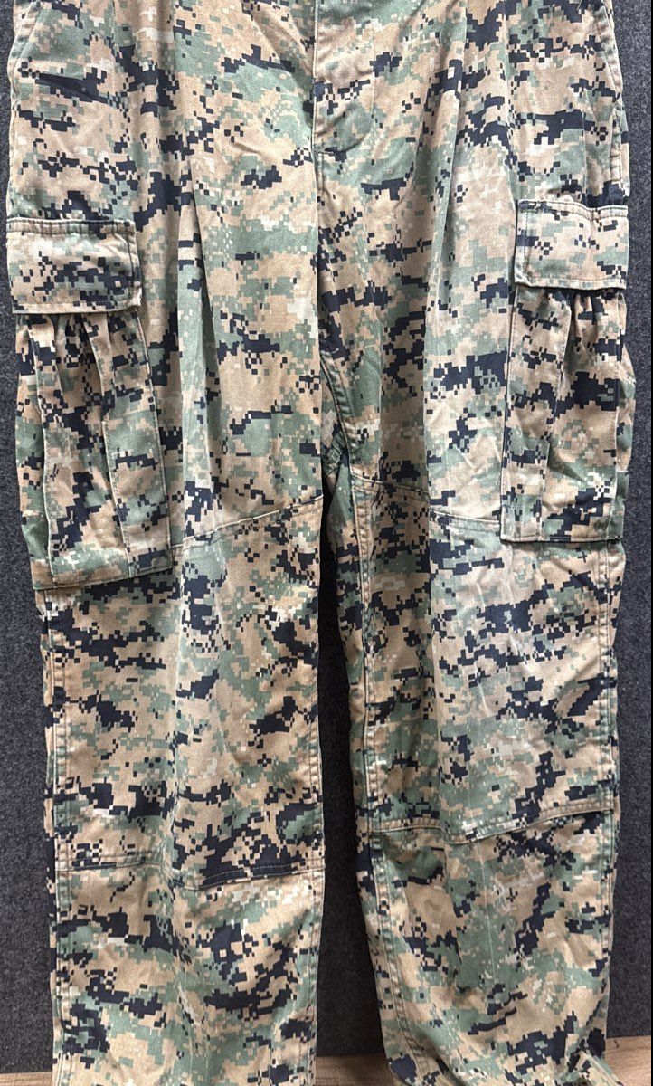 USMC Men's MARPAT Woodland Digital Camo MCCUU Combat Trousers Sz Large Regular