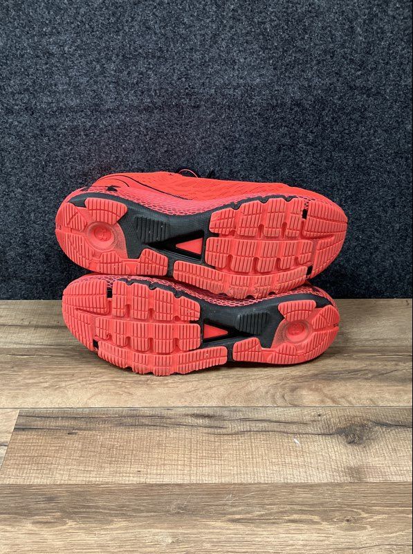Under Armour HOVR Machina Red Black Men's Running Shoes Size 12