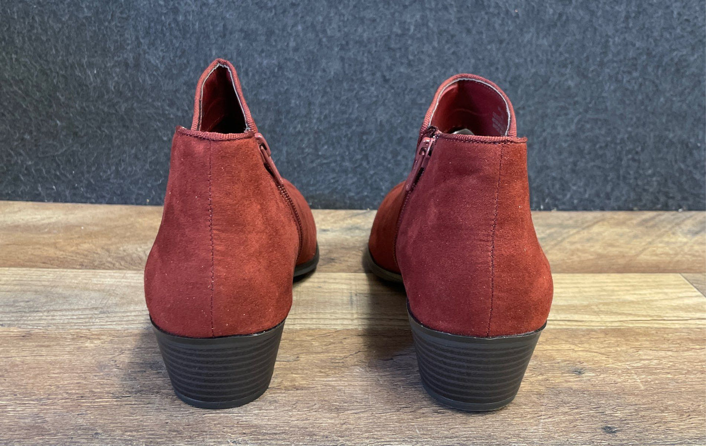 Style & Co Wileyyf1 Auburn Red Faux Suede Ankle Boots Booties Size 9 M