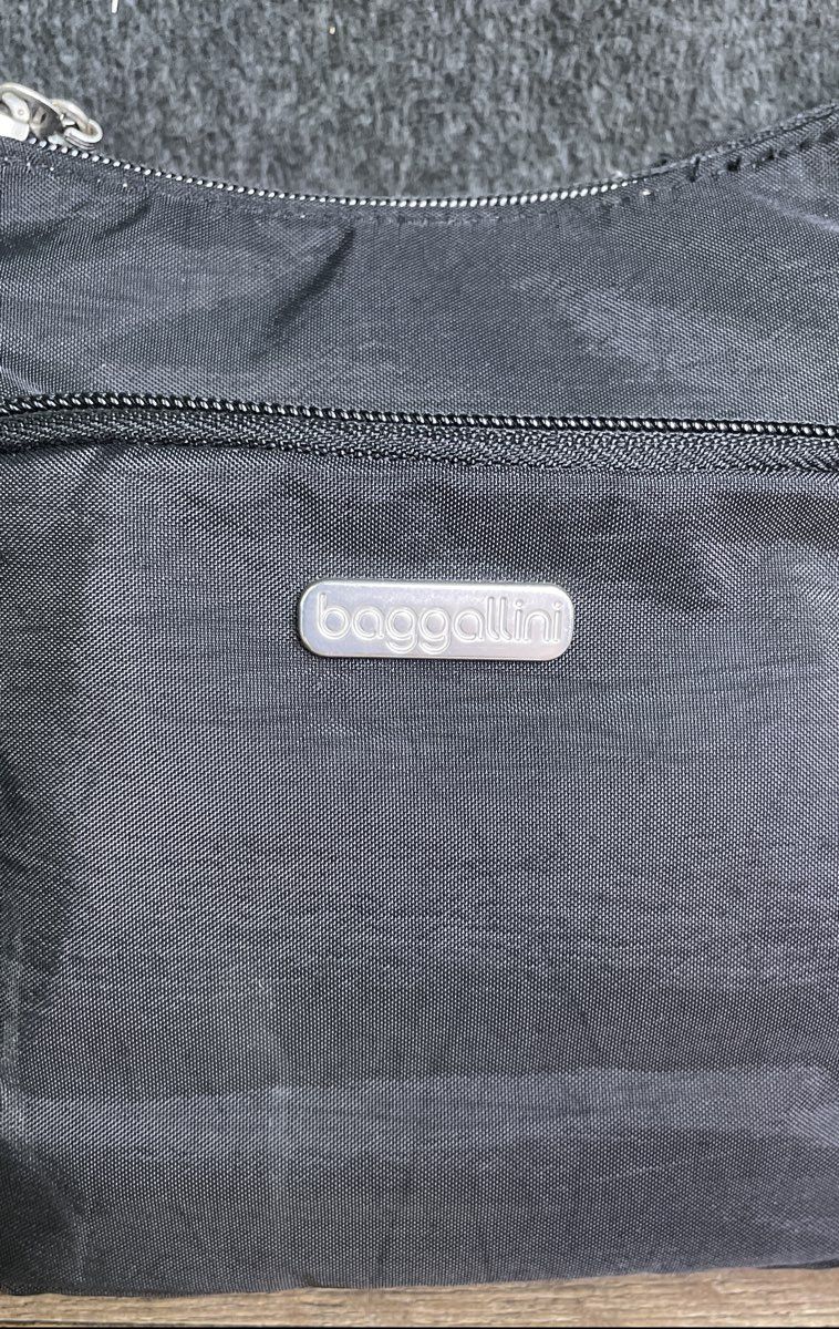 Baggallini Black Nylon Joey Bagg Crossbody Bag Small Silver Hardware