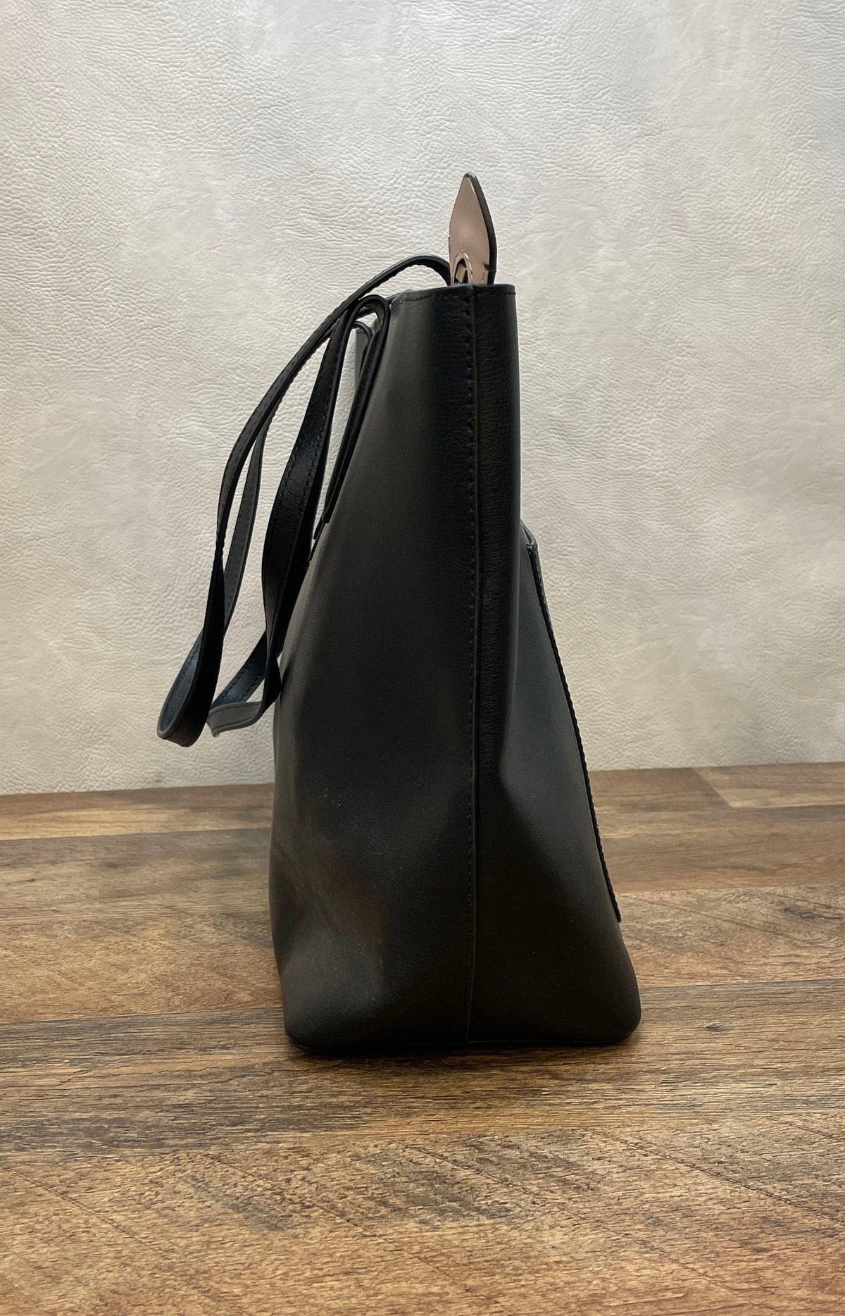Kate Spade Black Leather Large Tote Bag Heart Spade Clasp Gold Hardware