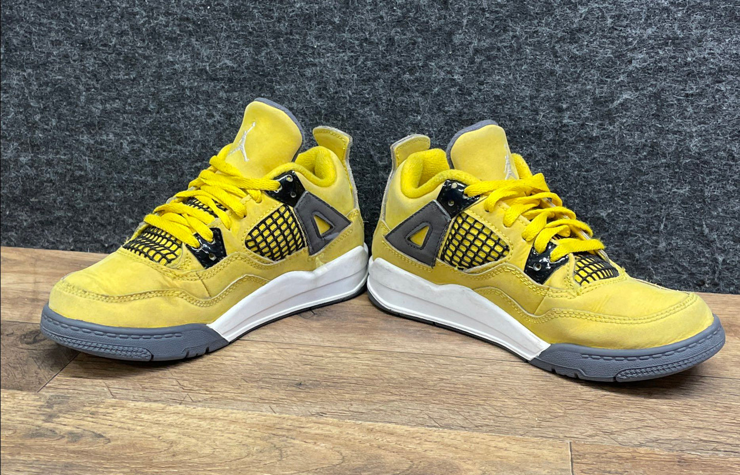 Nike Air Jordan 4 Retro Lightning Tour Yellow Black White GS Sneakers
