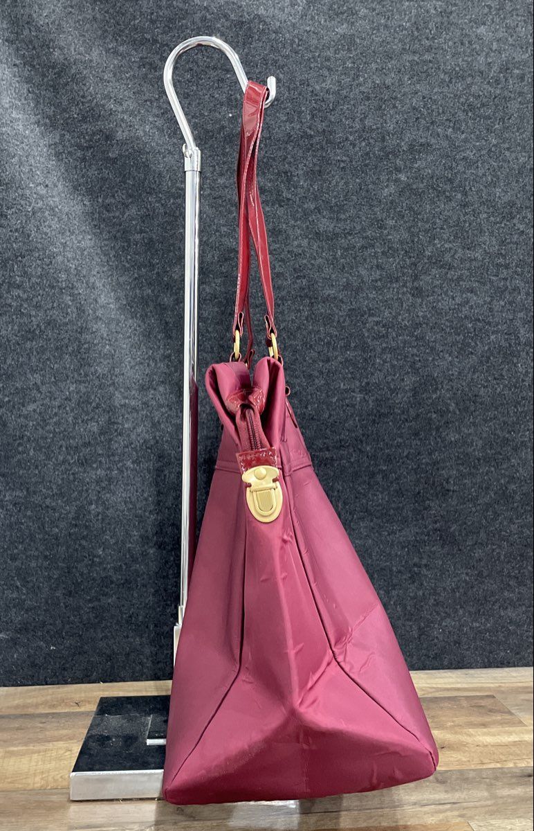 Estee Lauder Purple Burgundy Nylon Weekender Travel Tote Bag Gold Hardware