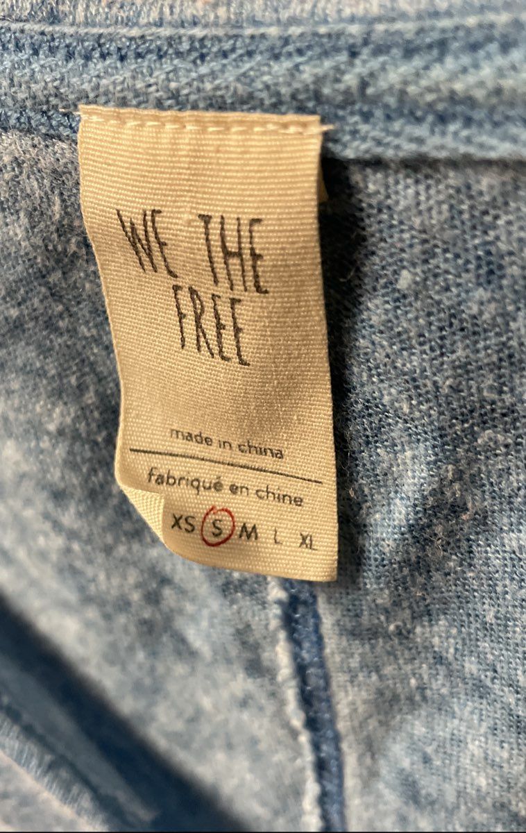 We the Free Women's Blue Linen Blend V-Neck Short Sleeve High Low Top Size S