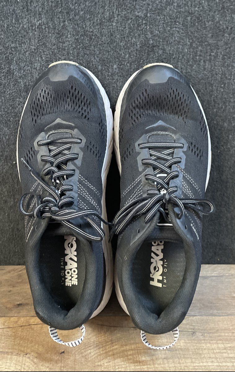 Hoka One One Clifton 6 Black White Women's Road Running Shoes Size 10