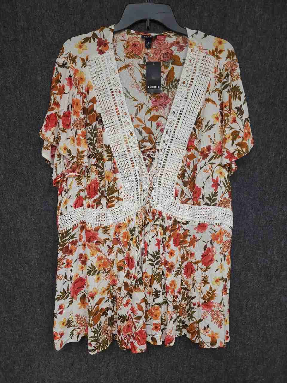Torrid Women's White Floral Crinkle Gauze Lace Up Crochet Trim Blouse NWT Sz 3X
