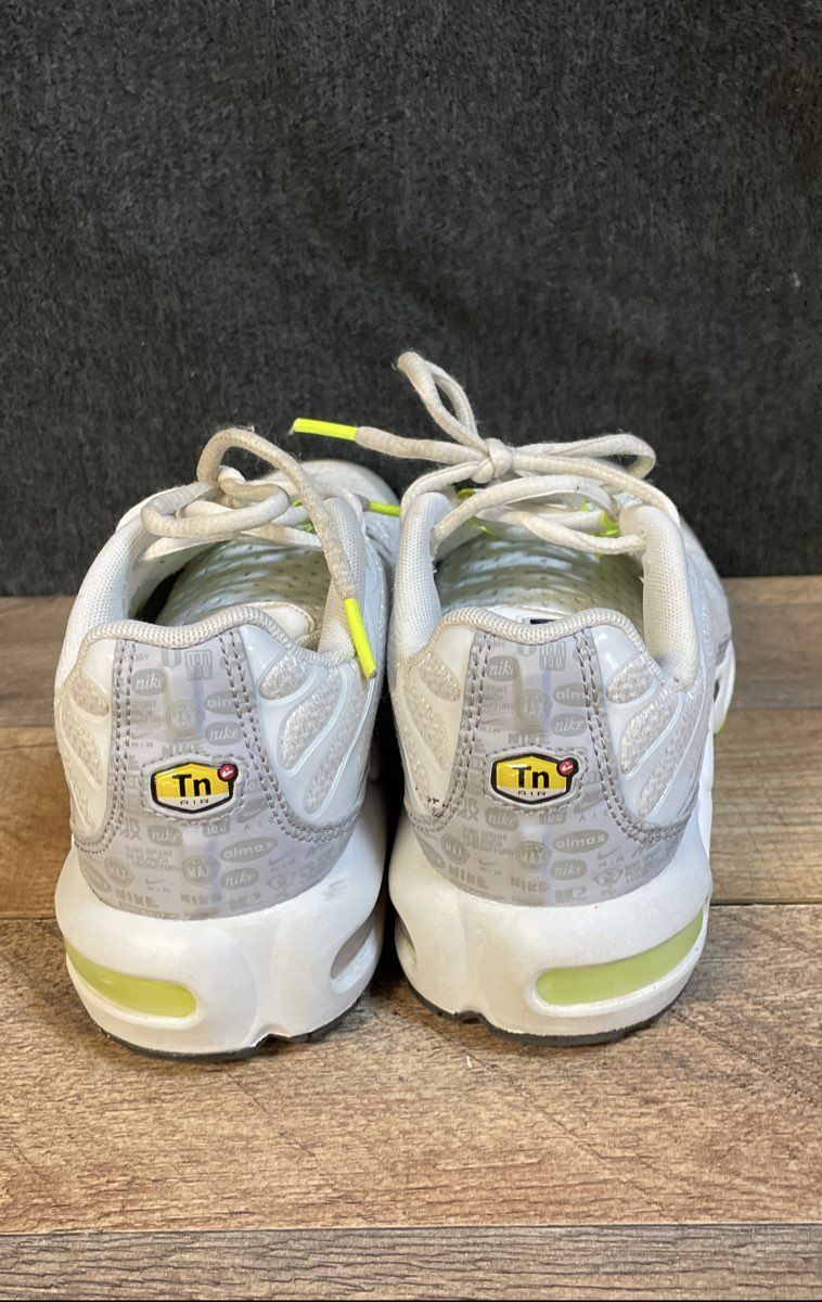 Nike Air Max Plus GS White Black Volt Tn Running Shoes Size 6.5Y