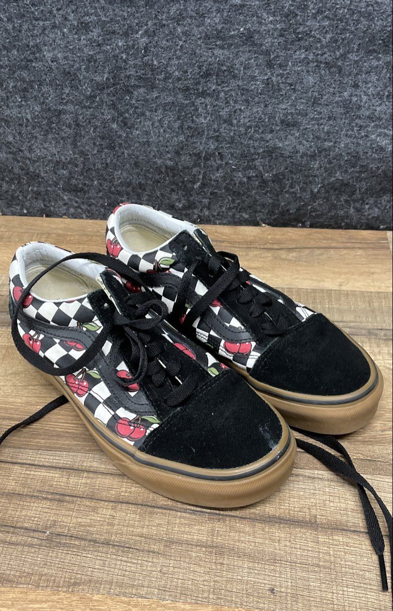 Vans Old Skool Cherry Checkerboard Gum Sole Sneakers Women's 6.5 Men's 5