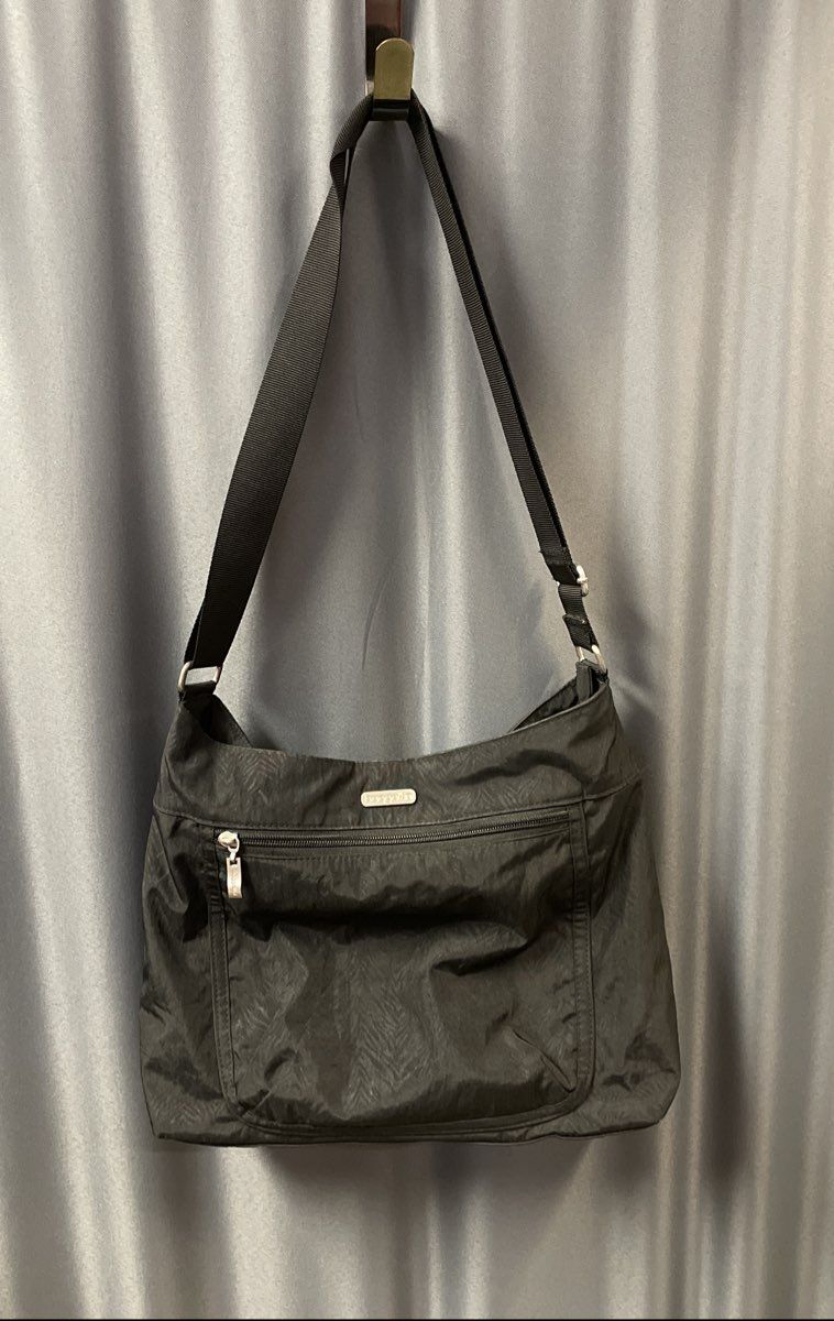 Baggallini Black Patterned Nylon Shoulder Crossbody Bag Medium Silver Hardware