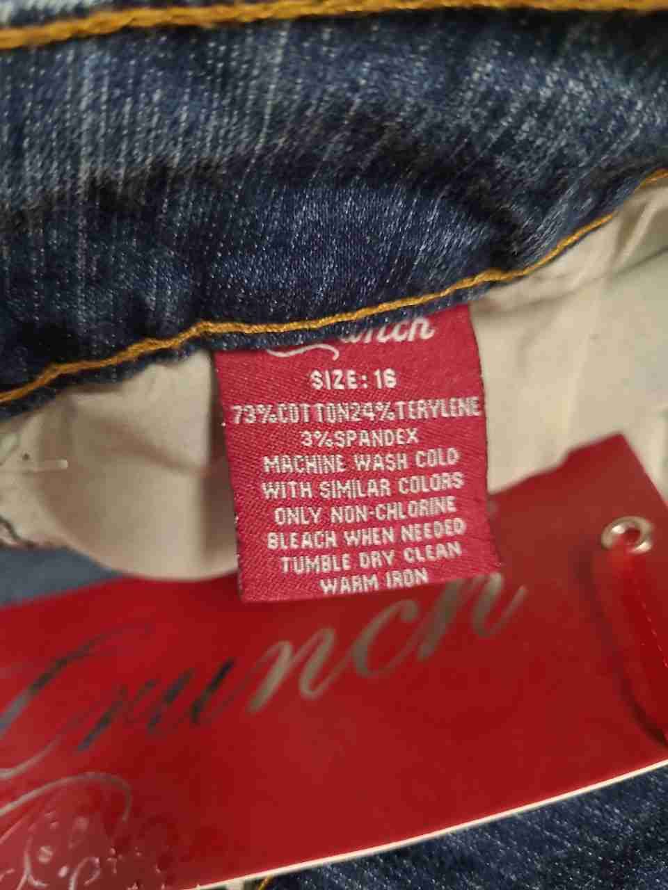 Crunch Women's Vintage Y2K Blue Denim Capri Cropped Jeans Cuffed Sz 16 NWT