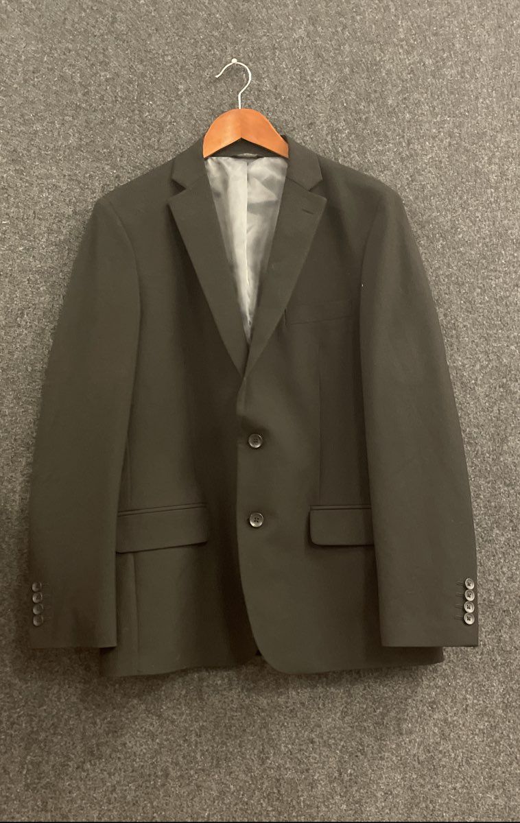 J.M. Haggar Men's Black Blazer Jacket Two Button Notch Lapel Double Vent Sz 42R