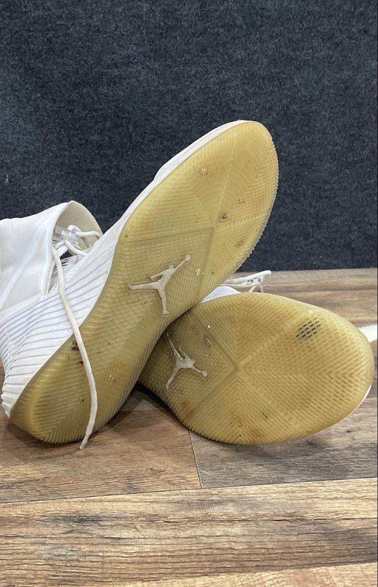 Nike Air Jordan Why Not Zer0.1 White Silver 2-Way Basketball Shoes Size 10.5