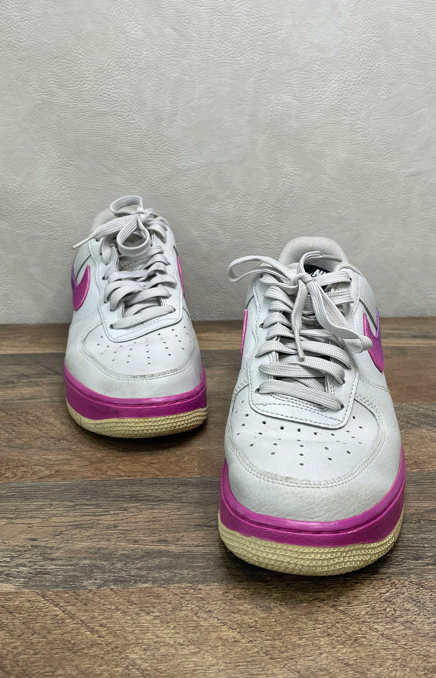 Nike Air Force 1 '07 LV8 Low Hyper Grape White Purple Men's Size 9