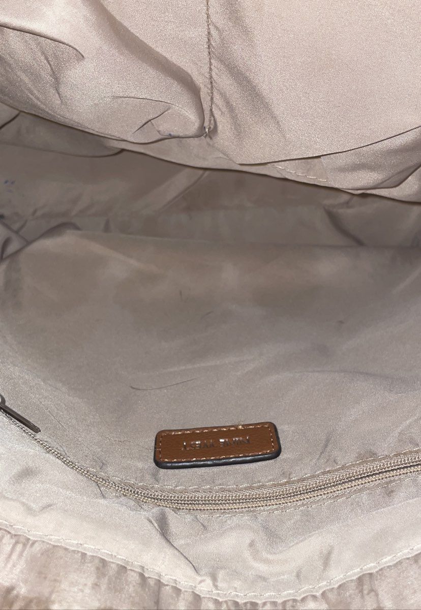 Nine West Brown Pebbled Tote Bag Large Silver Hardware Zip Top