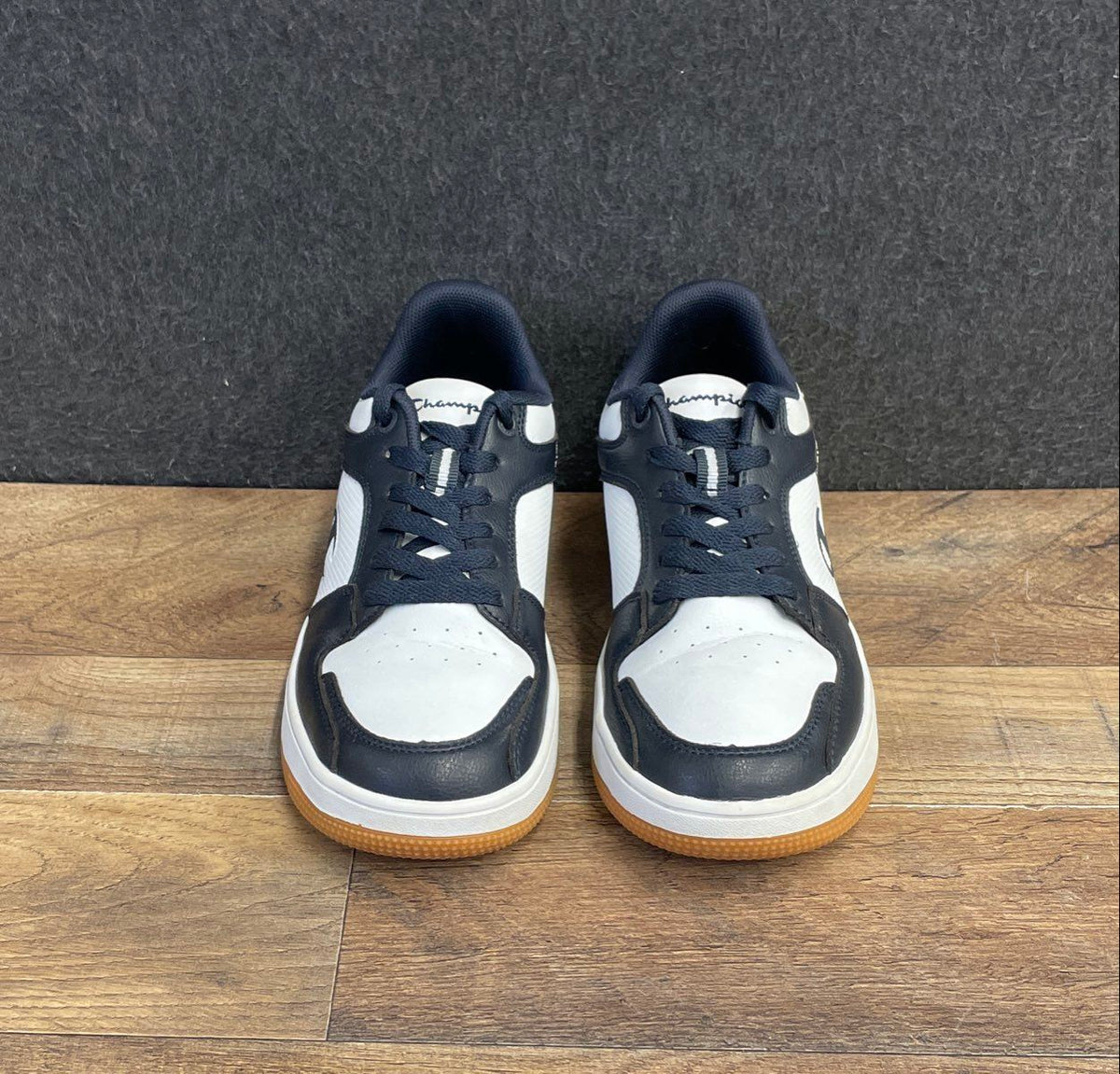 Champion RD18 2.0 Low GS White Navy Gum Sneakers Size 5Y