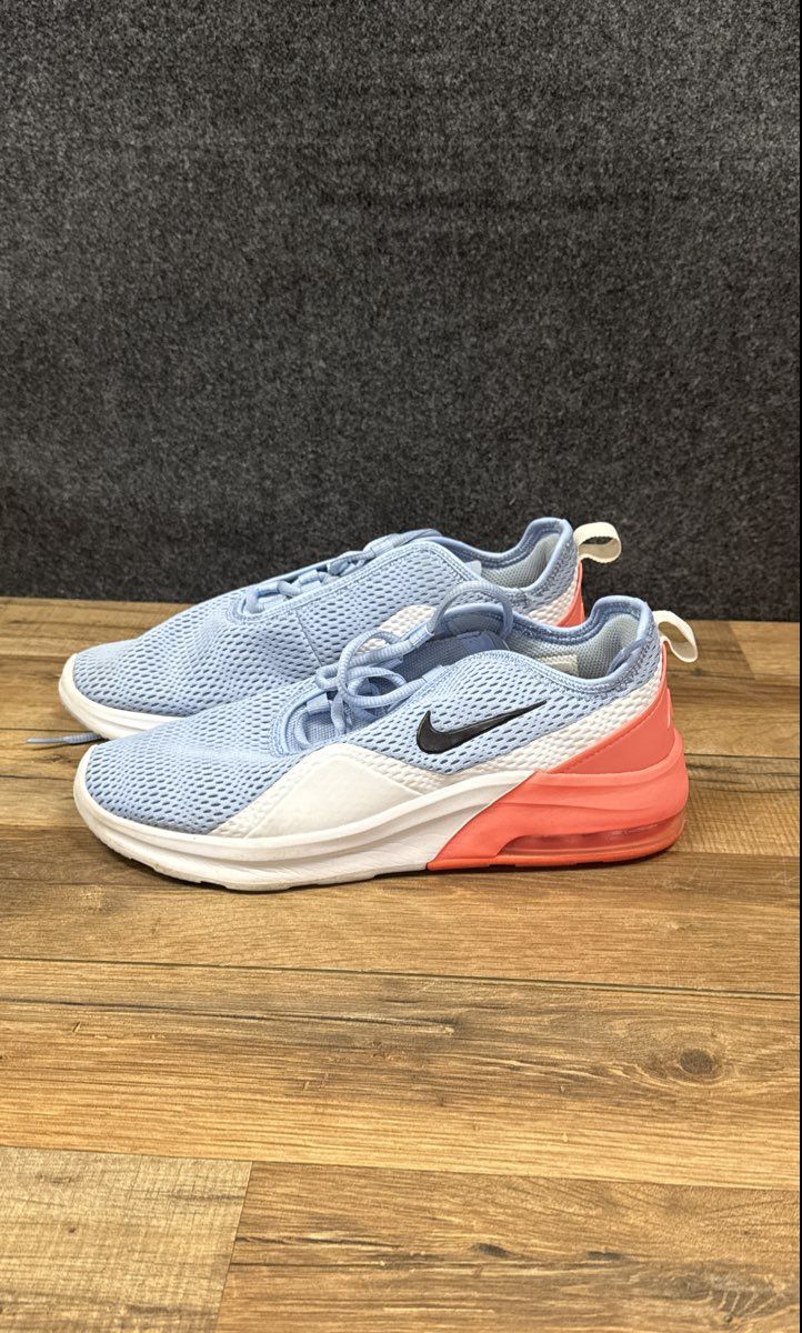 Nike Air Max Motion 2 Light Blue Coral Women's Sneakers Size 7.5