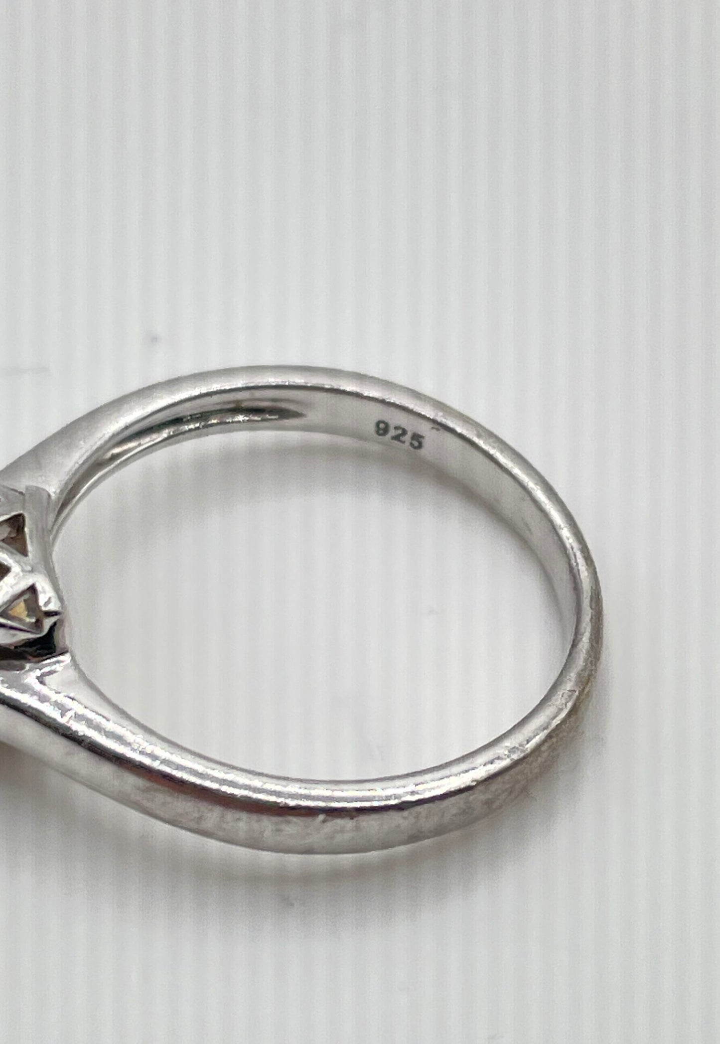 925 Sterling Silver Citrine Solitaire Ring 2.7g