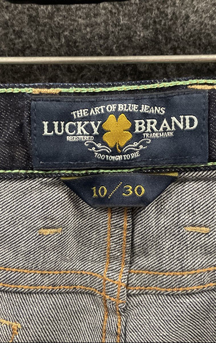 Lucky Brand Women's Dark Blue Faded Raw Hem Denim Shorts Sz 10/30