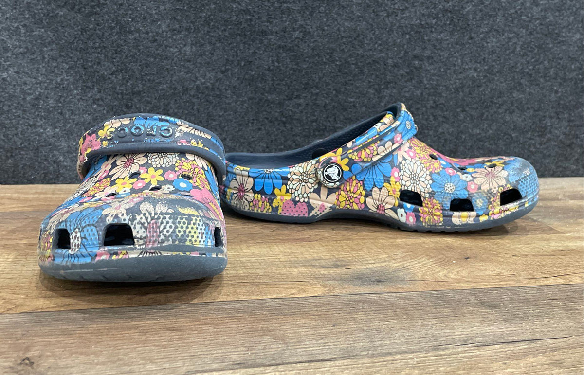 Crocs Classic Clog Multi-Color Flower Design Floral Women's Size 9