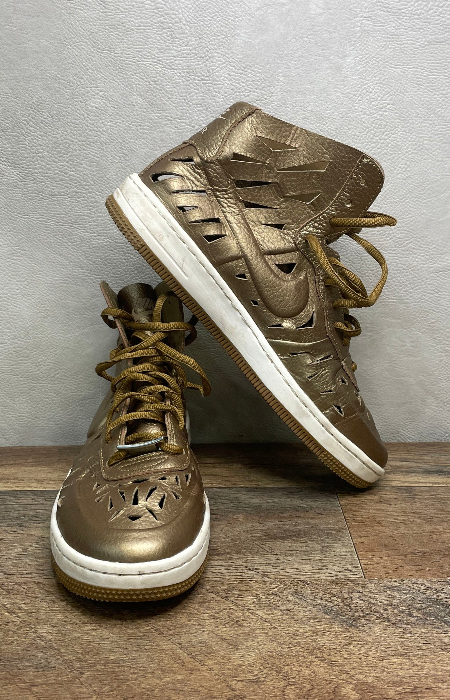 Nike Air Force 1 High Premium Metallic Gold Gum Women's Sneakers Size 8.5
