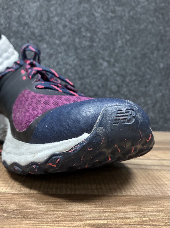 New Balance Fresh Foam All Terrain Women's Trail Running Shoes Purple Size 10