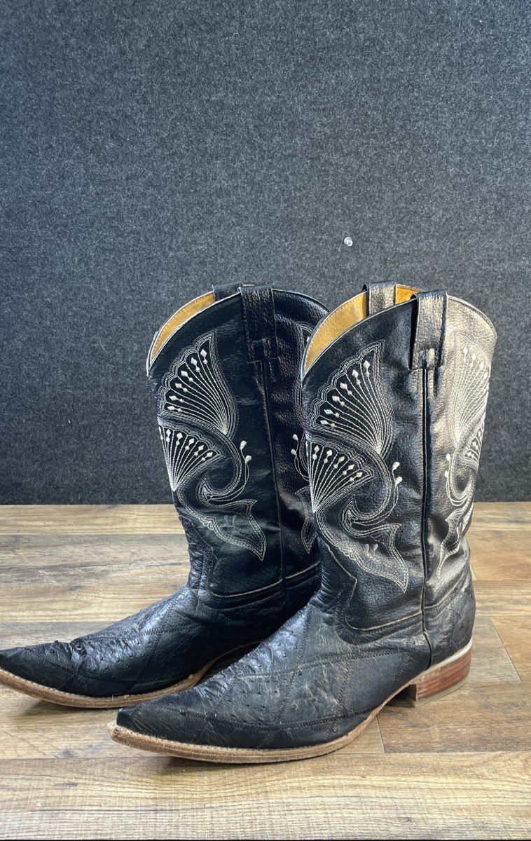 Arango Imitation Stingray Leather Long Pointed Toe Western Boots Size 9.5