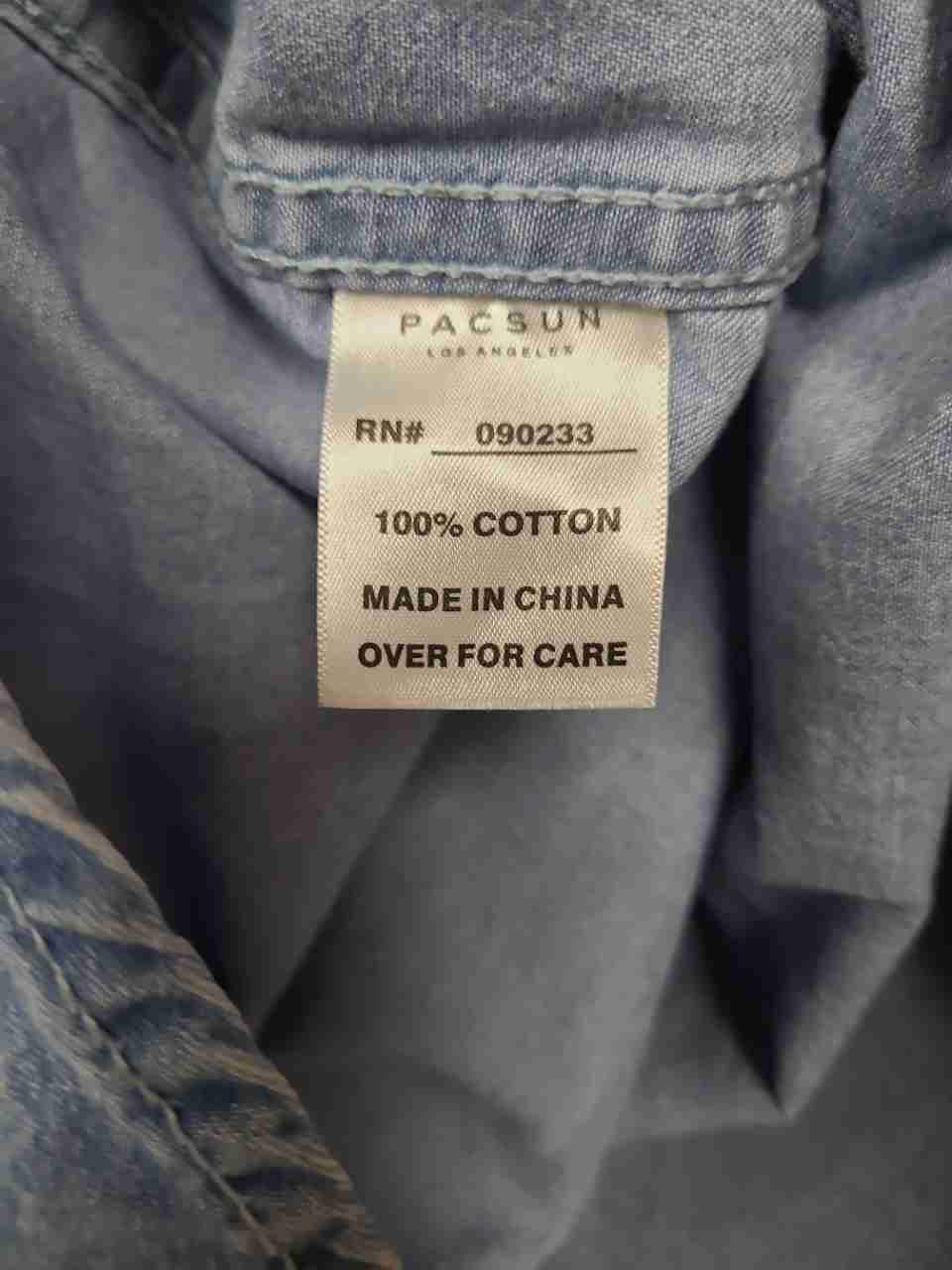 PacSun Men's Light Wash Blue Denim Long Sleeve Button Down Shirt Size M