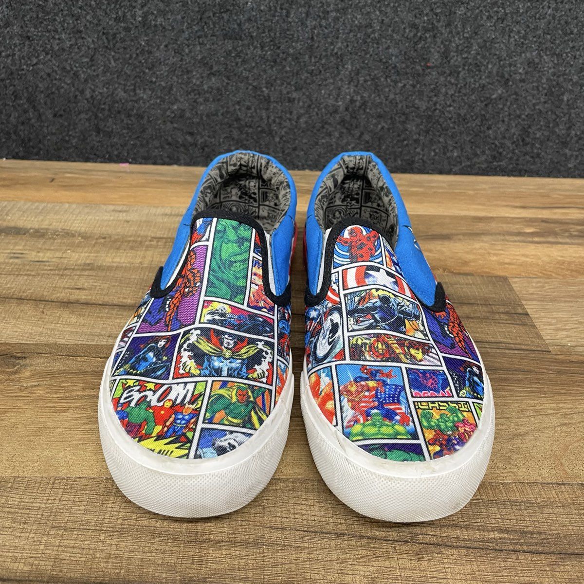 Ground Up Marvel Comic Print Canvas Slip On Sneakers Multicolor Size 9