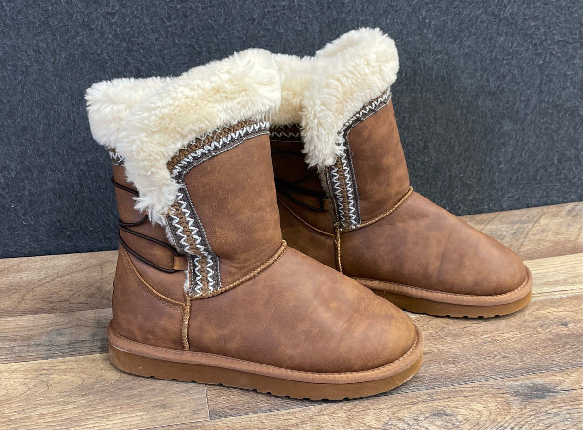 LaMO Alma Chestnut Brown Faux Fur Lined Winter Boots Women's Size 6