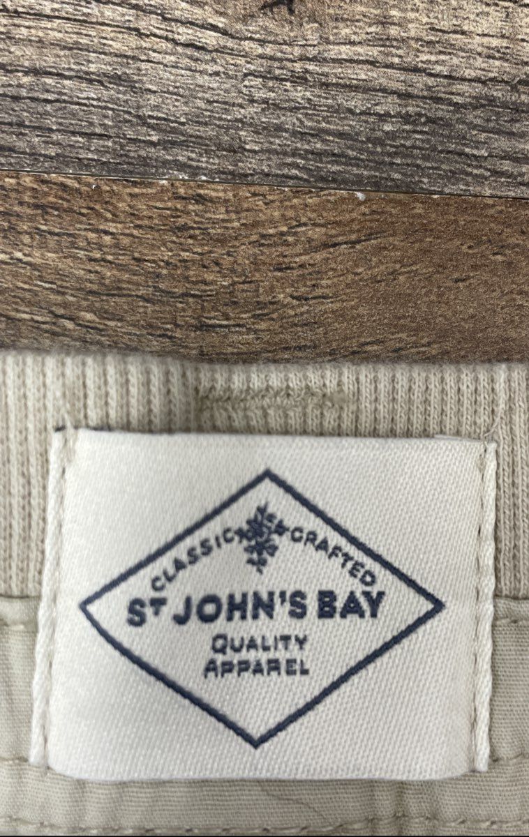 St. John's Bay Women's Mid Rise Bermuda Shorts Khaki Cargo NWT Sz 18W