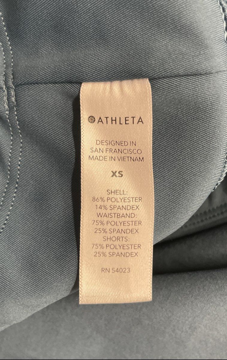 Athleta Women's Run With It Skort Purple Perforated Athletic Skirt Sz XS