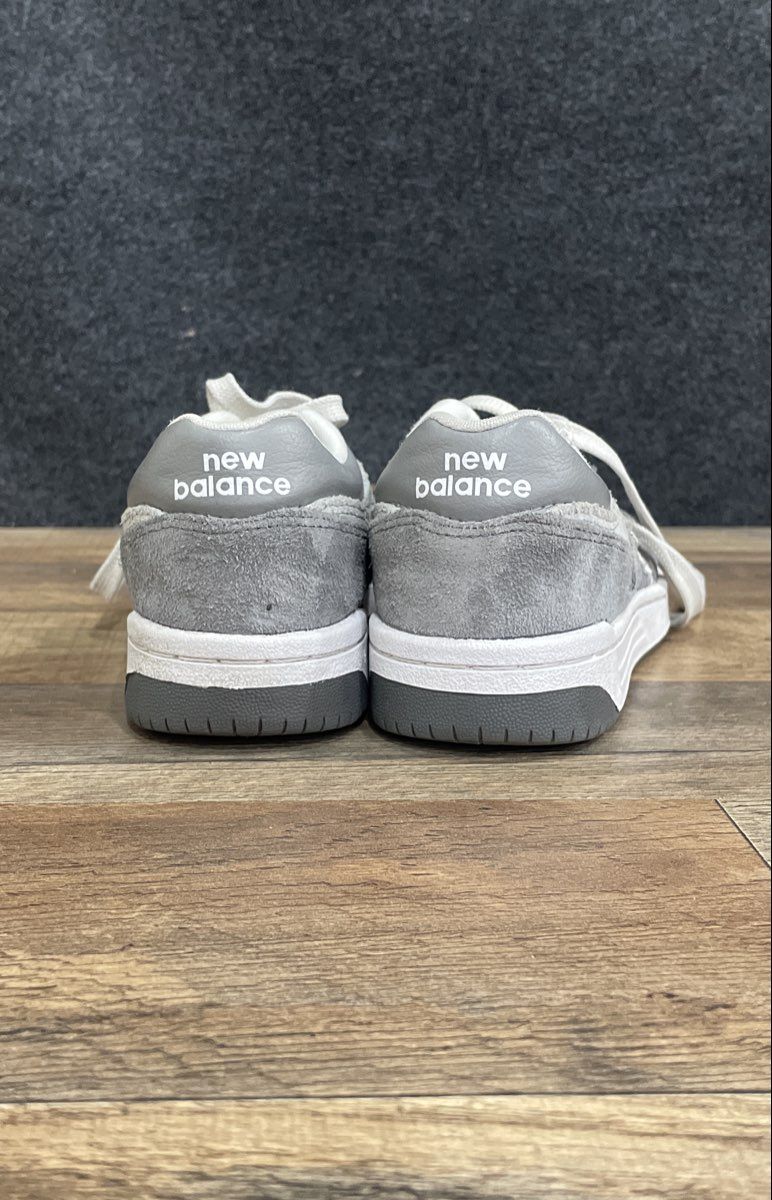 New Balance 480 Grey White Suede Boy's Lifestyle Sneakers Size 4