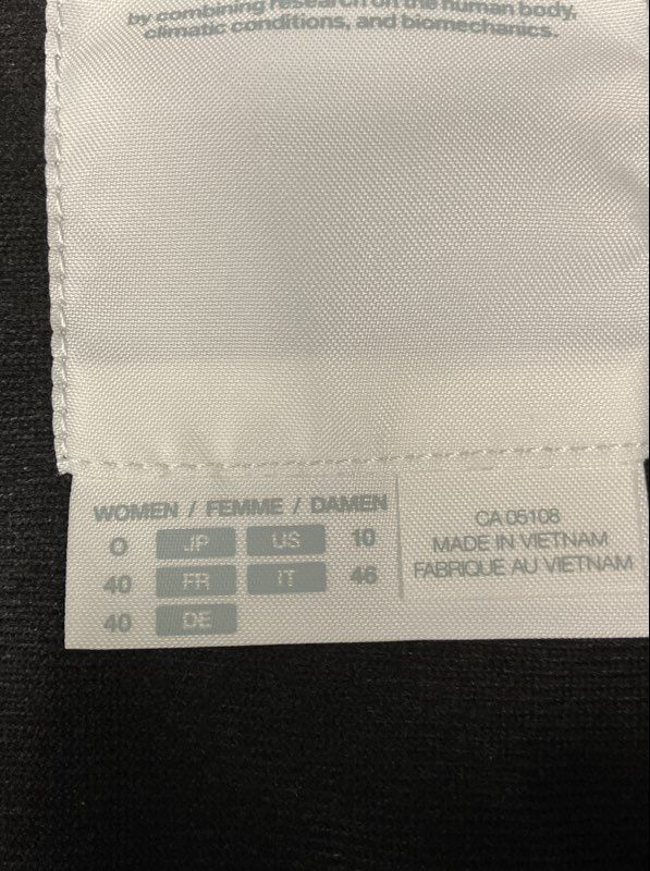 Descente Women's Purple White Insulated Hooded Ski Snowboard Jacket Size 10