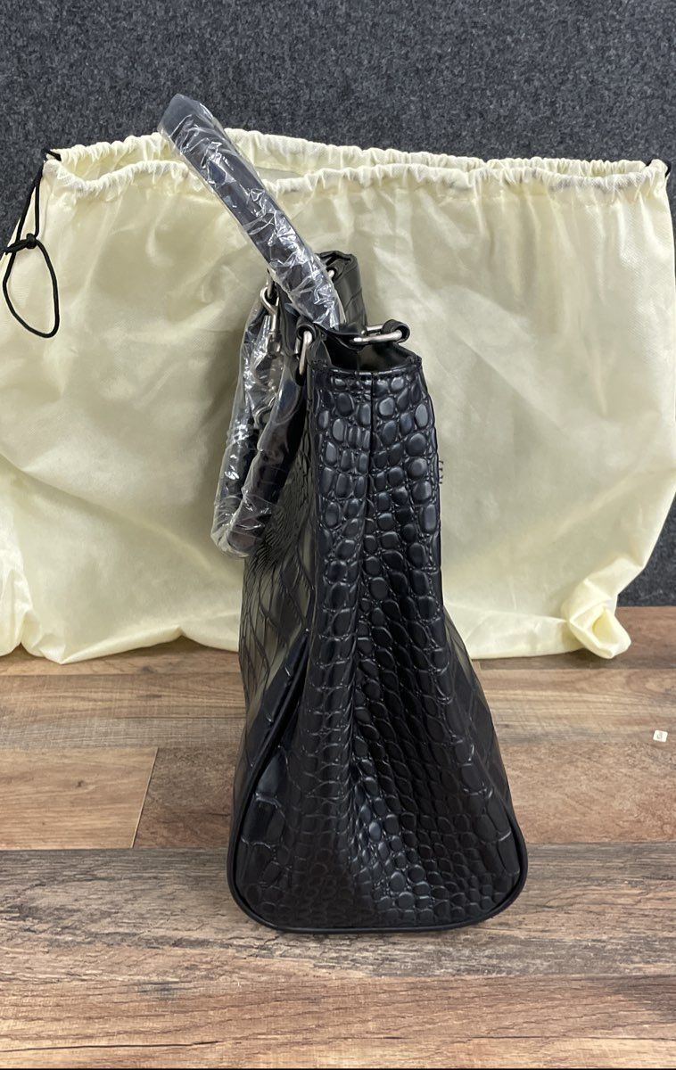 Davis & Towne Black Croc Embossed Satchel Handbag New with Dust Bag